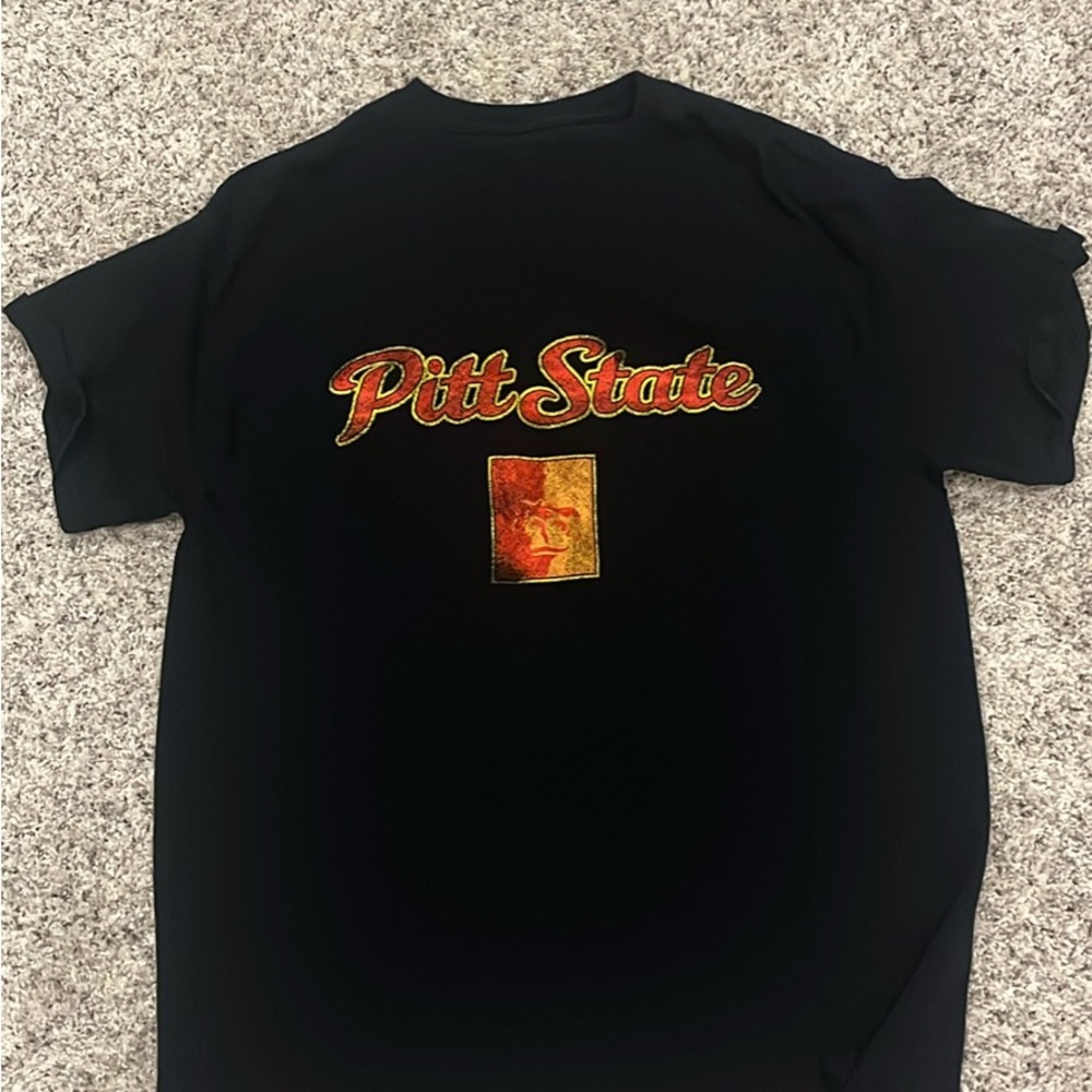 Men’s large Pitt State T-Shirt